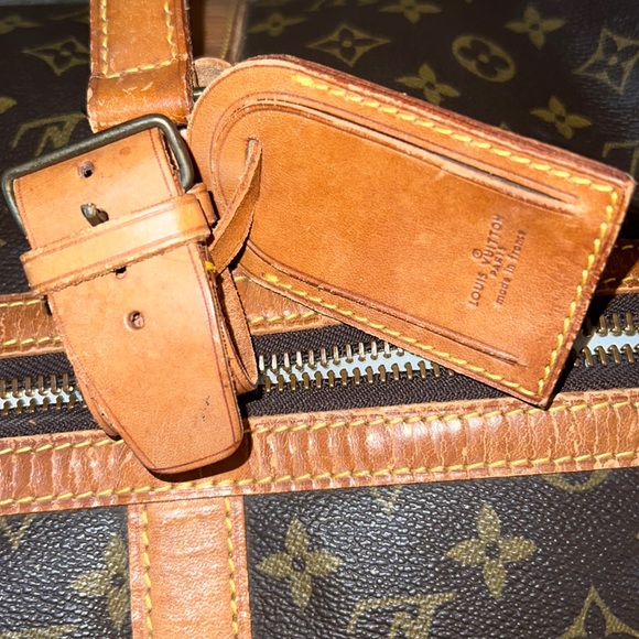 Authentic 💎 Louis Vuitton Travel Keepall 35 - Picture 12 of 17